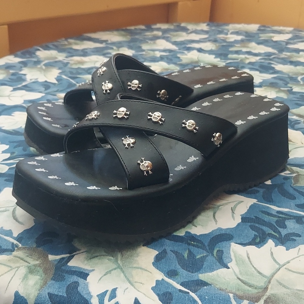 Demonia sandals style FLIP-05 sz 10